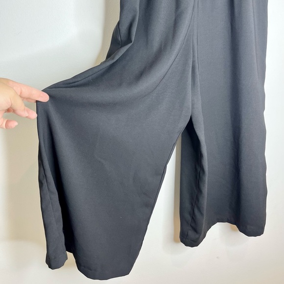 Molly Bracken Ruffle Collar Wide Leg Jumpsuit - Picture 3 of 9